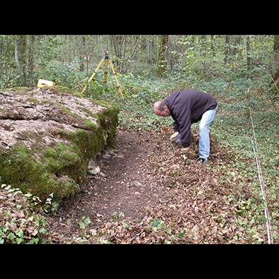 Restauration du dolmen de Rochefort-sur-la-Côte